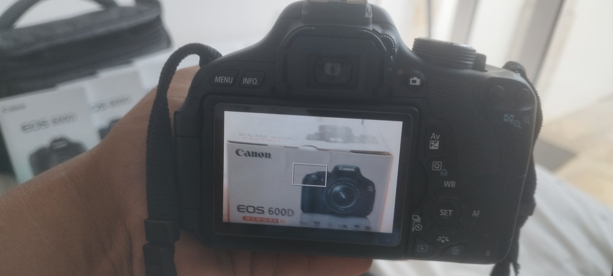 Camera Canon 600D completo