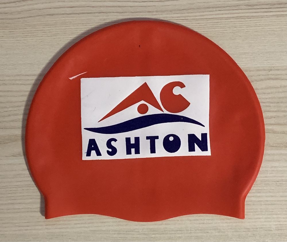 Czepek pływacki Ashton na obwód głowy  około 40 - 50 cm