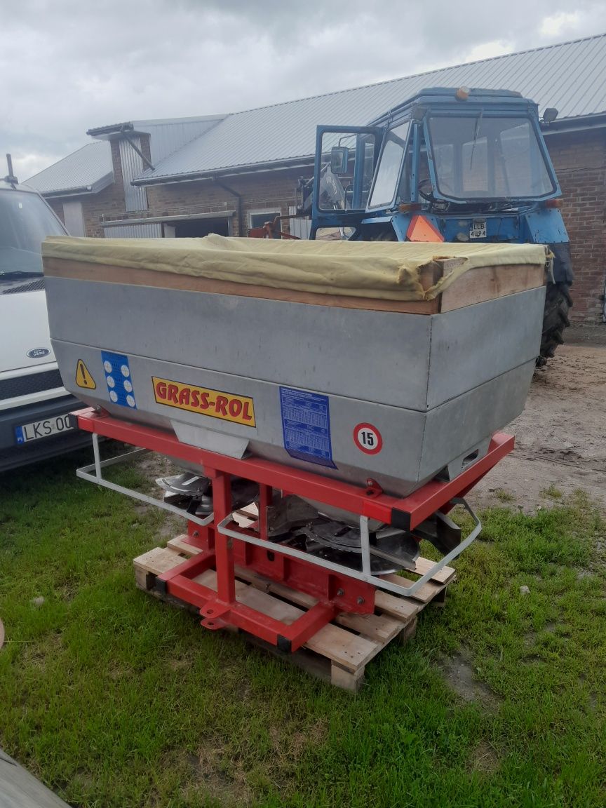 Rozsiewacz nawozów Amazone ZAM 2 tony hydraulika Grass rol 1 tona