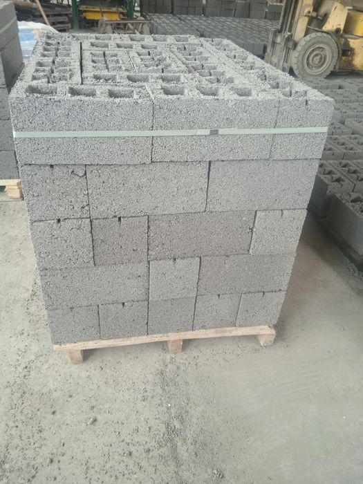 Шлакоблок 19*19*39 і 12*19*39