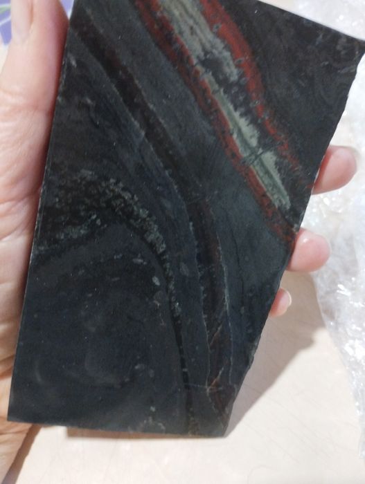 Джеспилит. Месторождение Кривой Рог.