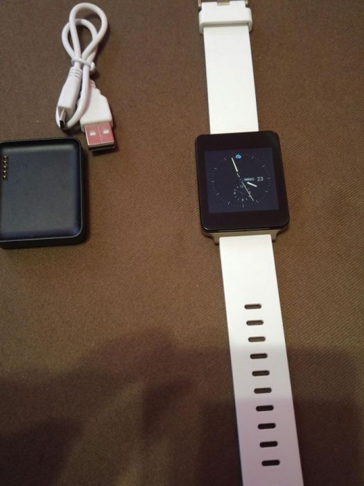 Smartwatch LG- w100