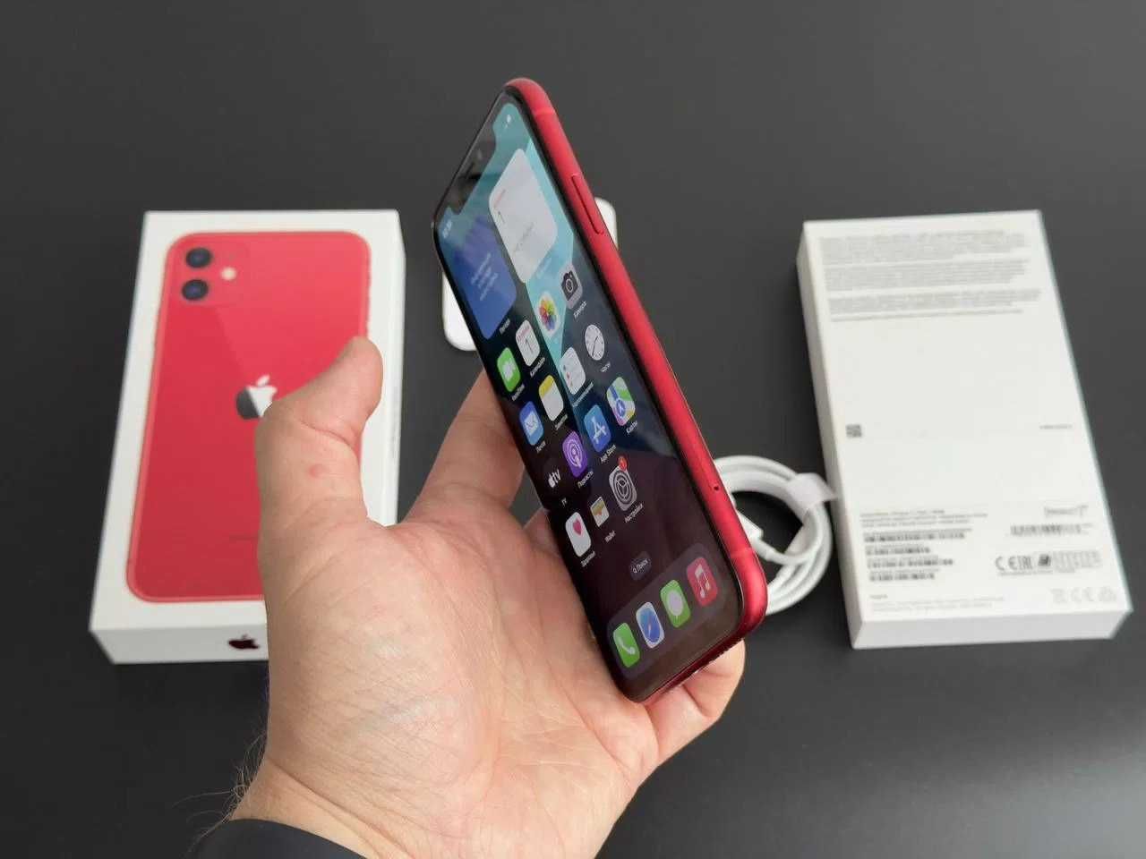 iPhone 11 Product RED 100% батарея
