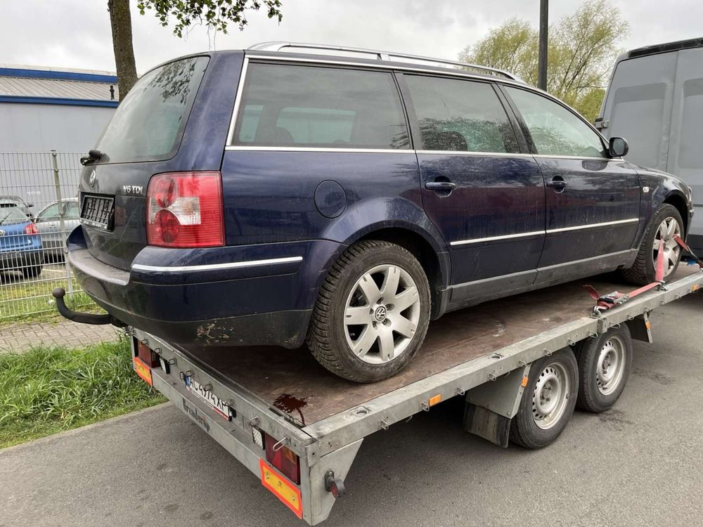 Приїхало 2 Volkswagen Passat б5+