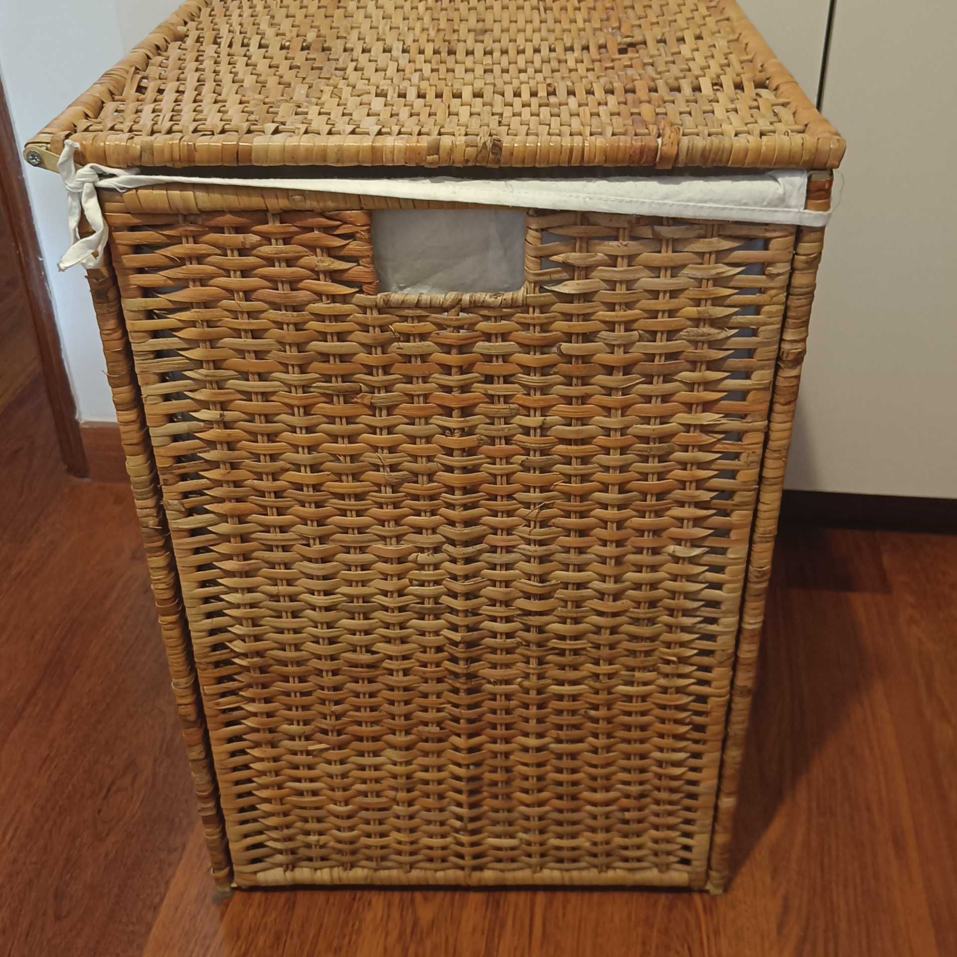 Cesto de roupa suja IKEA BRANÄS