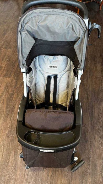 Продам легкую и компактную прогулочную коляску Peg-Perego Air (Италия)
