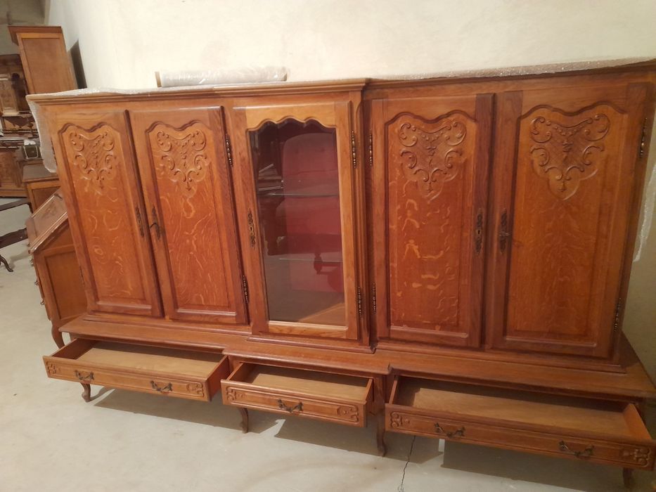Комоди буфети шафи Бельгія