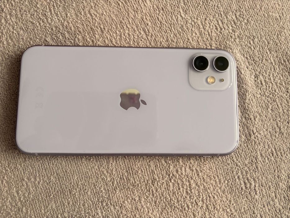 iPhone 11 pełen zestaw z 2 oryginalnymi kablami