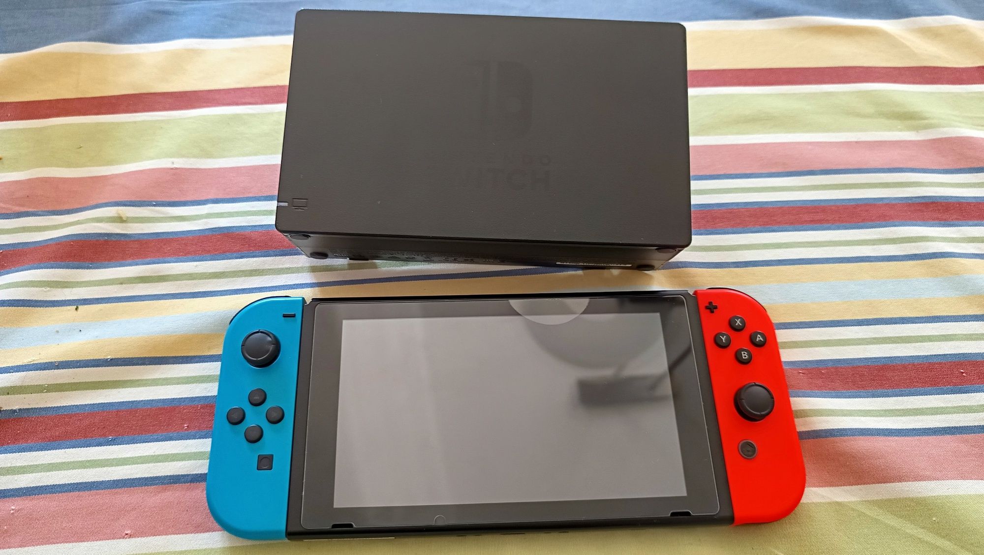 Nintendo switch + Zelda breath of the Wild