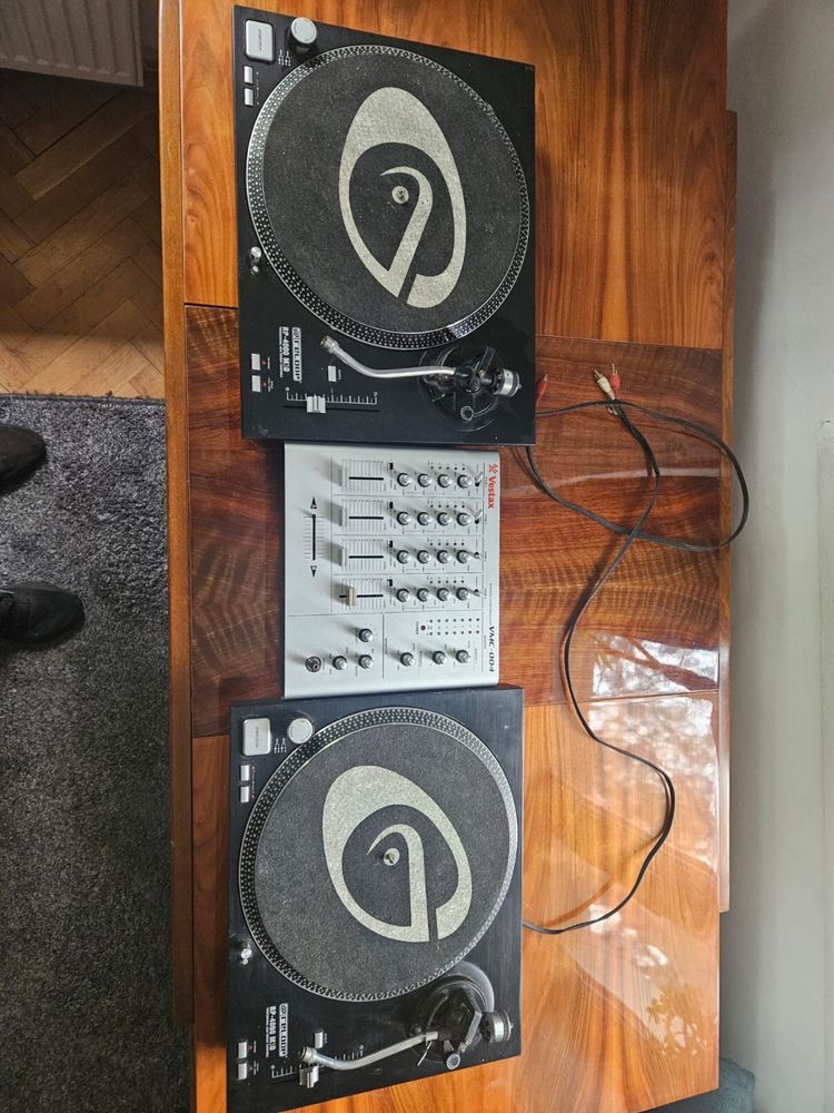 Zestaw Djski Reloop RP4000m3d + Vestax vmc-004