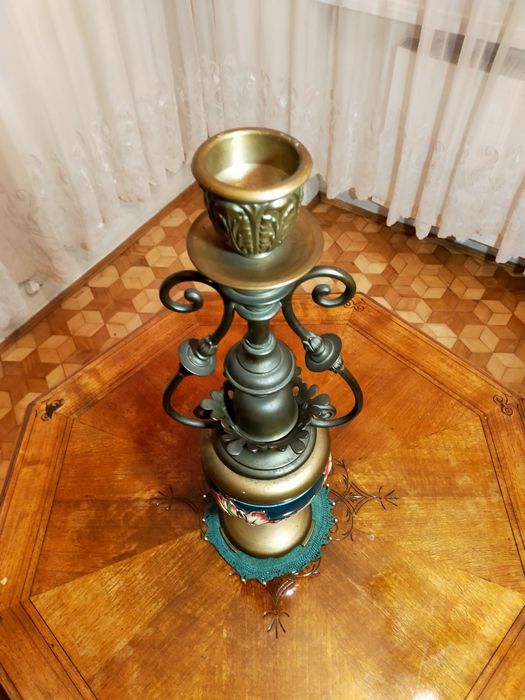 Świecznik mosiężny