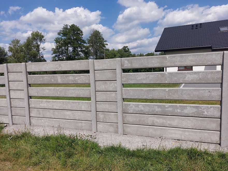 Przęsło betonowe ogrodzenie piaskowiec GŁADKIE deska Transport Montaż