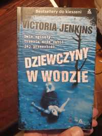 Dziewczyny w wodzie