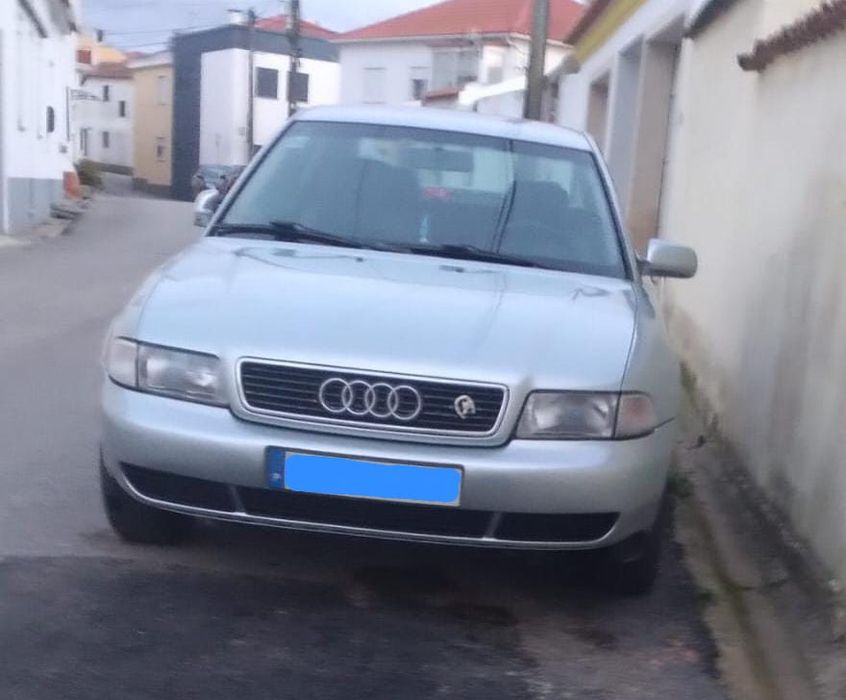 Vendo Audi A4 1.9 TDI