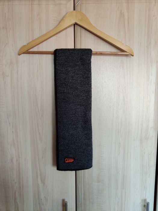 Шарф CROPP з фірмовим вішаком