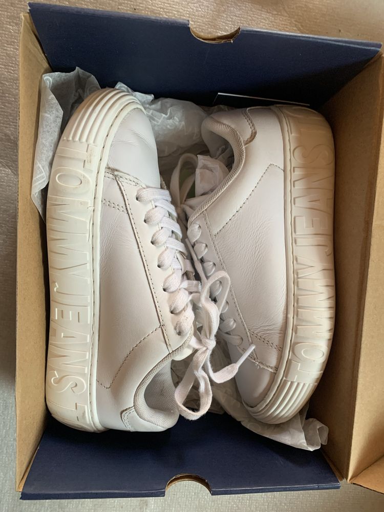 Damskie Sneakersy TH defekt