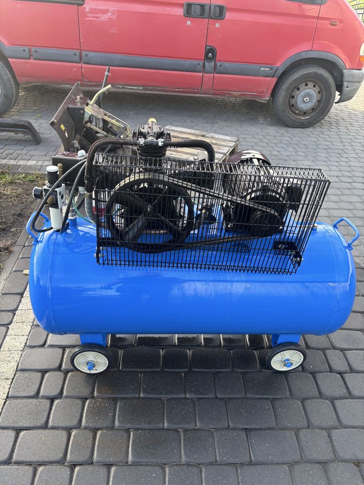 Komprekor tłokowy