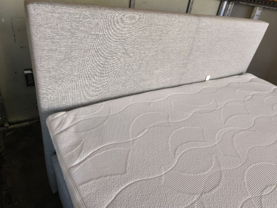Łóżko kontynentalne 140x200 niemieckie solidne z materacem i topperem