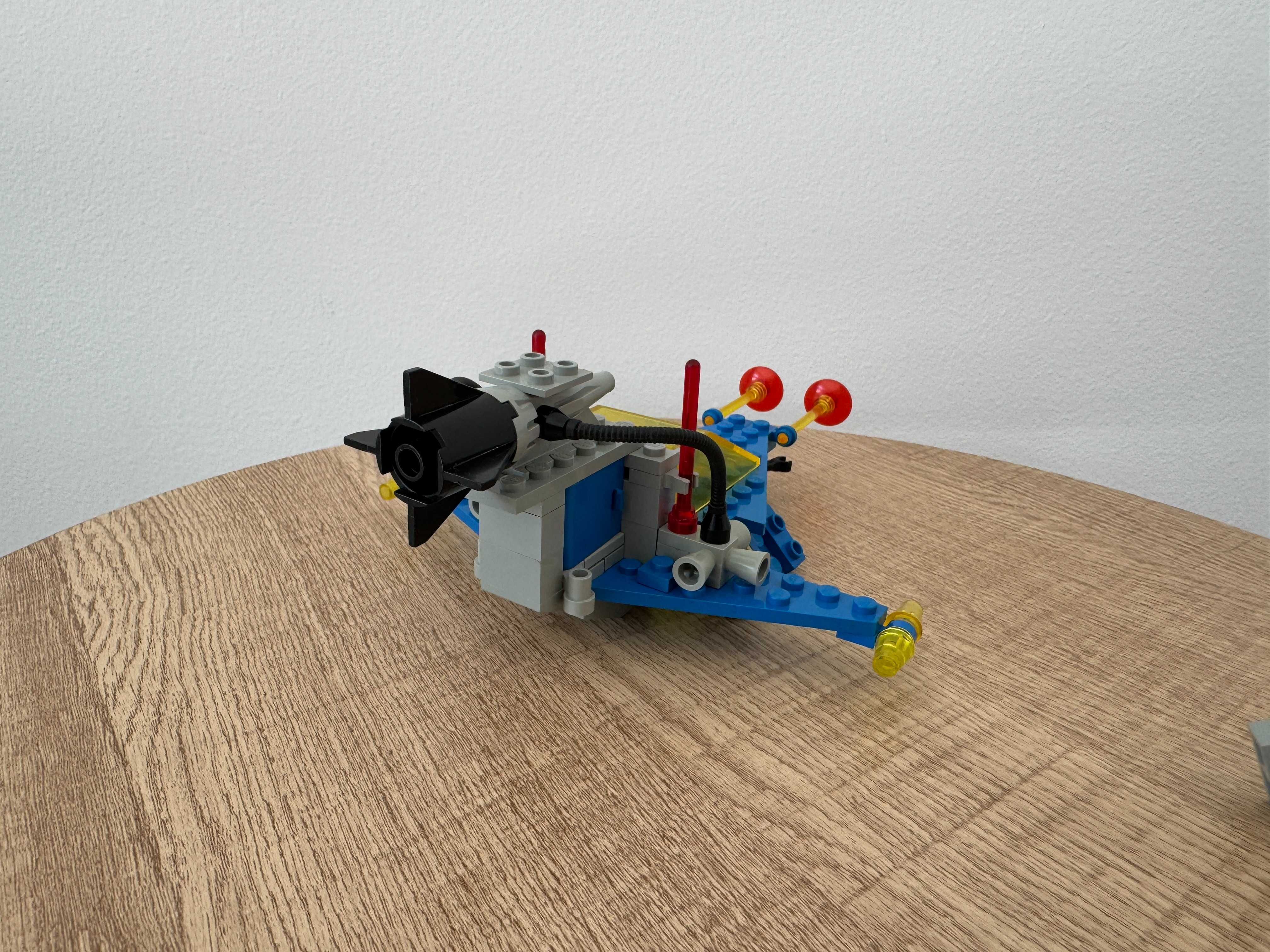 LEGO Space Classic 6872 Lunar Patrol Craft 1985 rok stary komplet