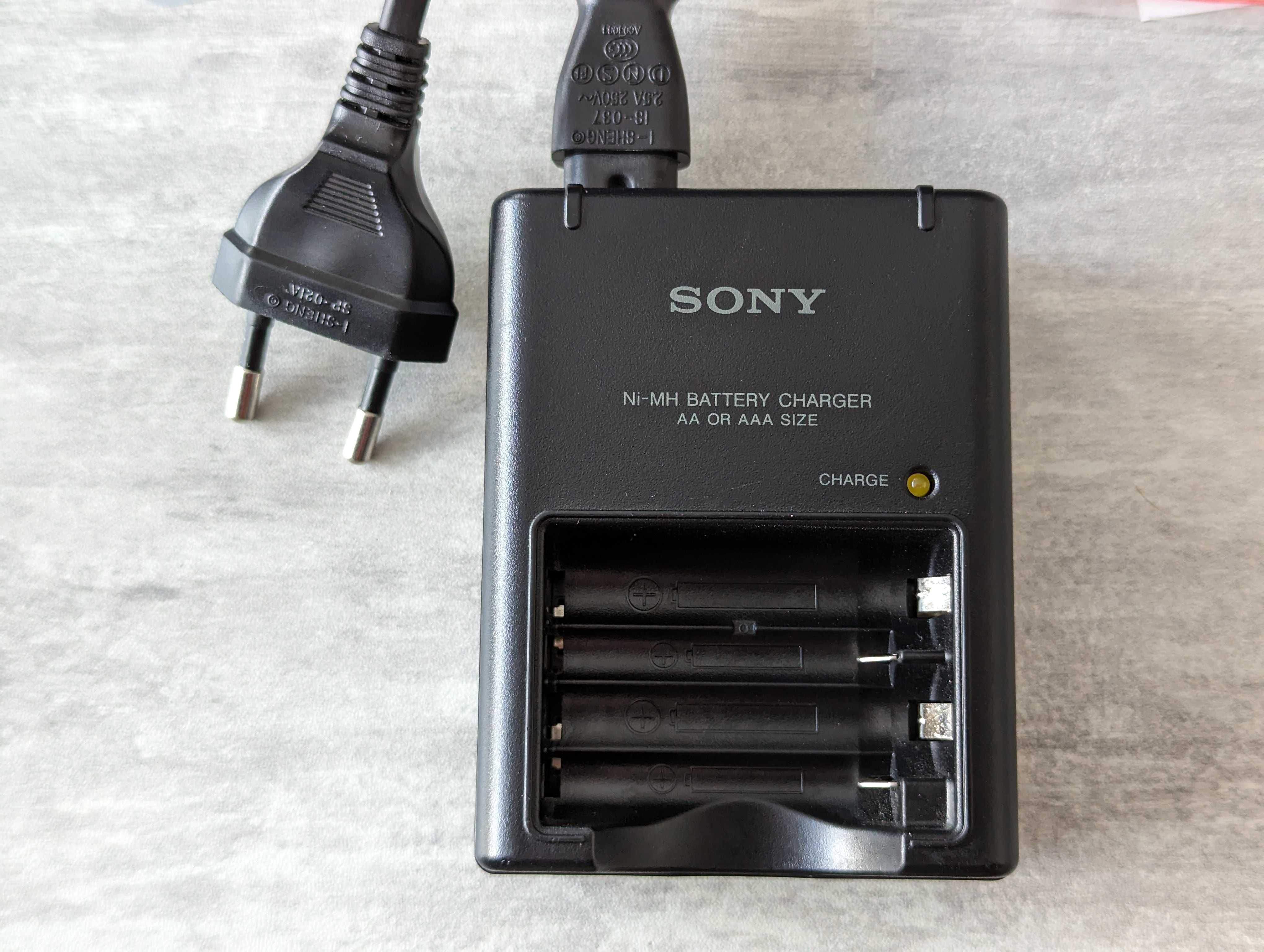 Sony BC-CS2B зарядка АА та ААА акумуляторів, зарядний прилад, зарядне