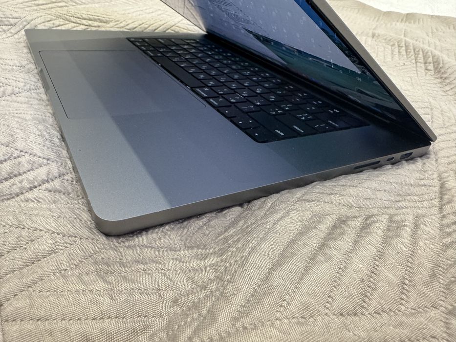 Macbook Pro M1 Pro 16 A2485 M1 Pro/16/1TB