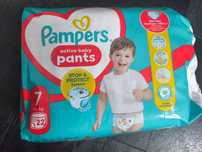 Pampers pants 7 44 sztuki dwie paczki pieluchy pieluchomajtki