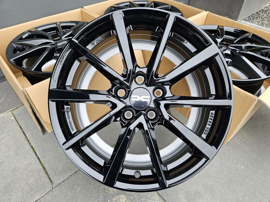 Dacia Duster III 17 " Nowe 5x114,3 Duster 2025 Felgi Czarne Alufelgi