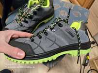 Buty robocze rozmiar 41 nowe!