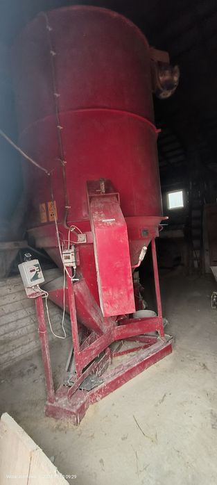 Mieszalnik pasz, śrutownik ZUPTOR 2T