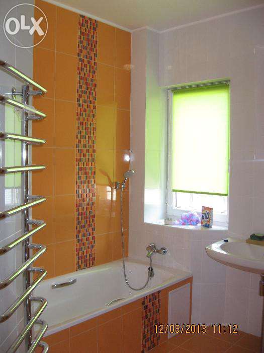 Кладка кафеля. Штукатурка. Шпаклёвка. Обои. Электричество.