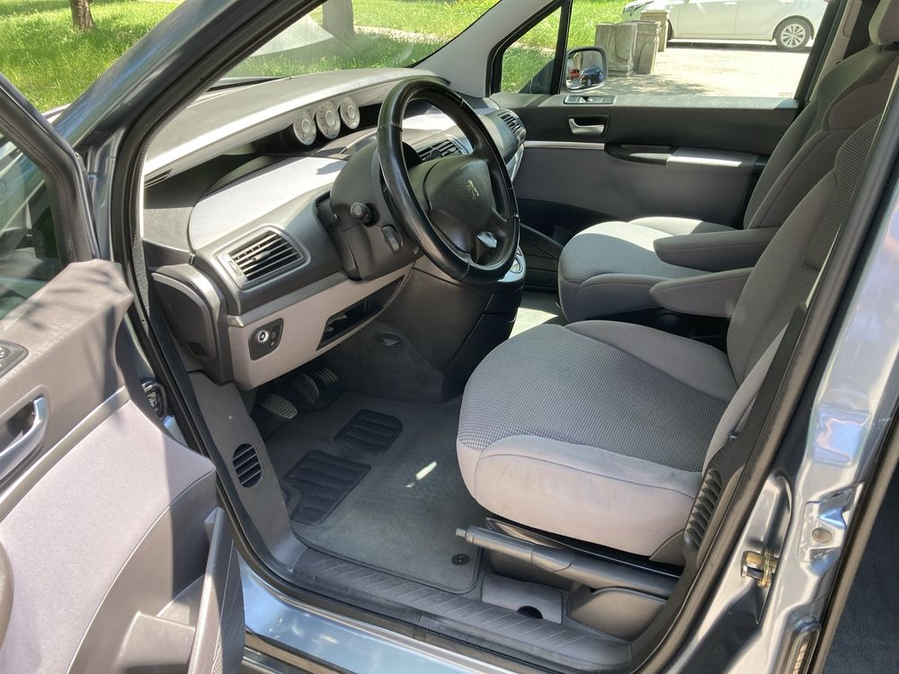 Peugeot 807 2006