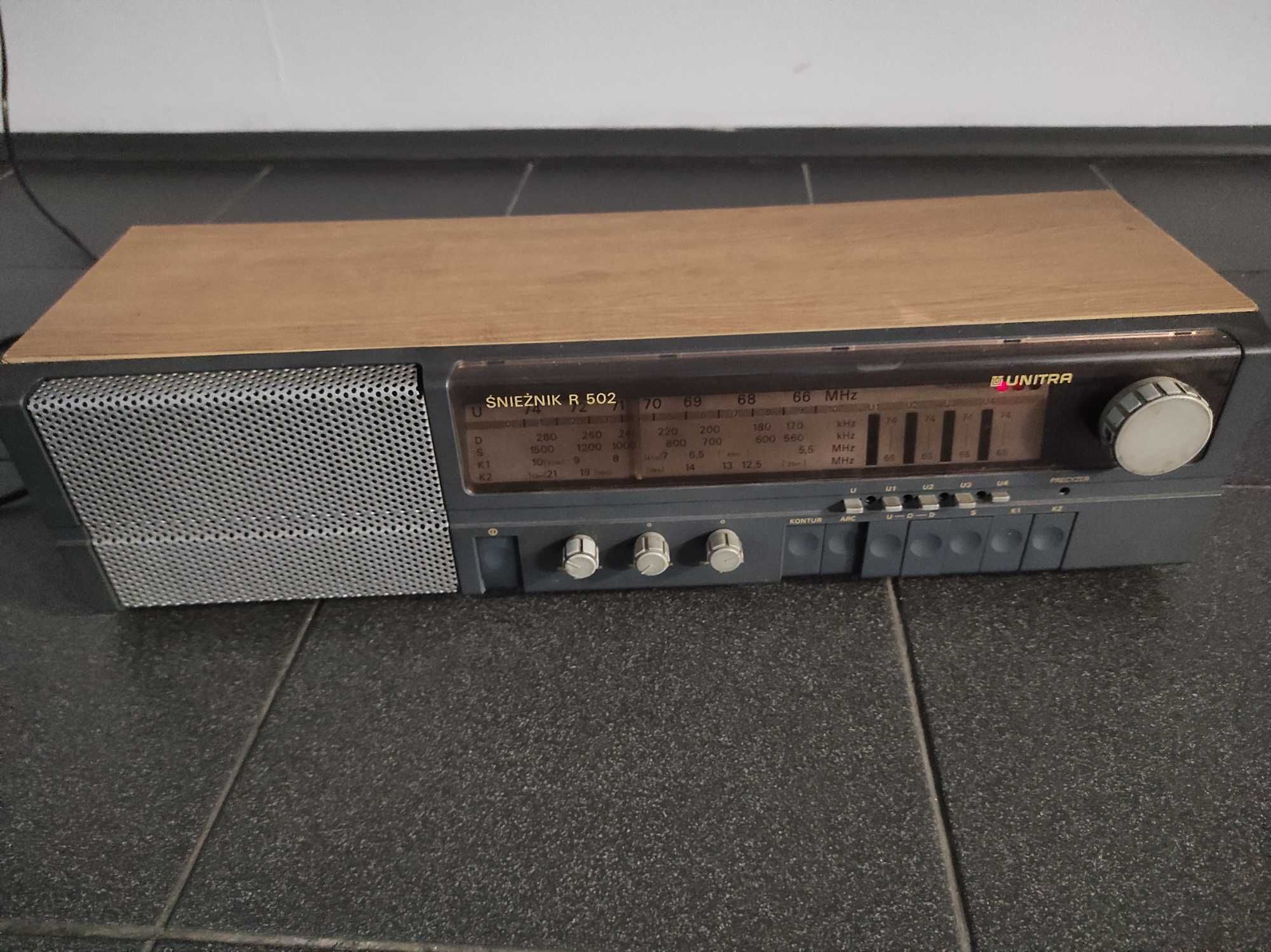 Radio firmy UNITRA Śnieżnik R 502