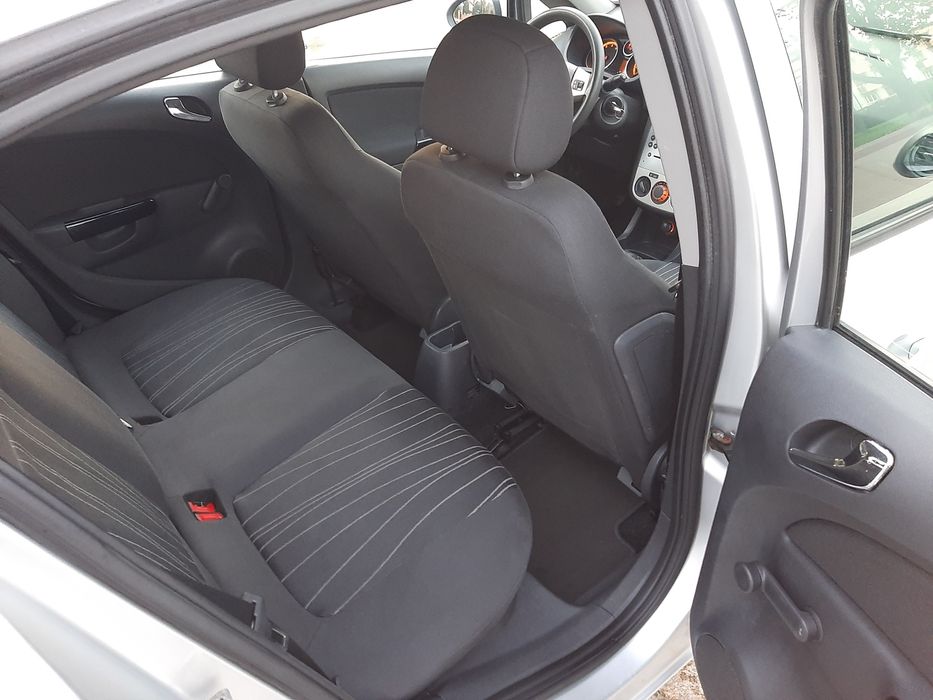 Opel corsa 1.2 benzyna rok 2007