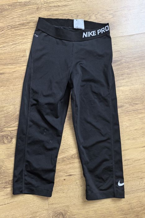 Spodenki sportowe Nike 3/4 rozm S