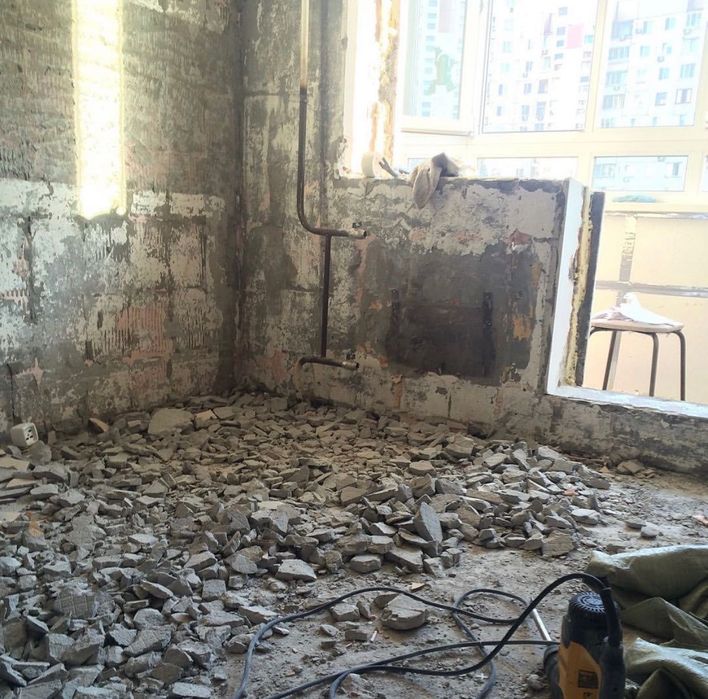 Демонтаж.Демонтажные работы.Слом/Снос стен,стяжка.Вынос/Вывоз мусора.