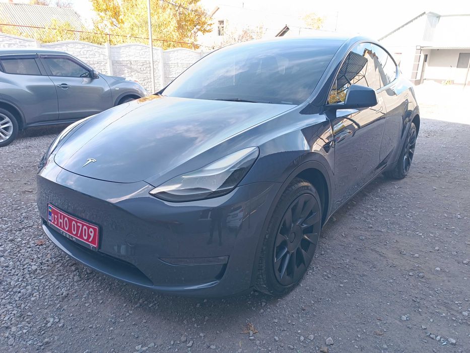 продам Tesla Model Y 2023 Long Range 82 kWh Dual Motor