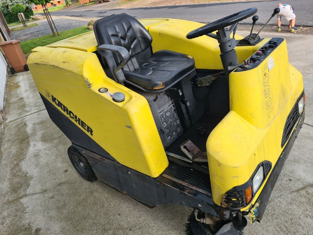 Zamiatarka Karcher KMR 1550 benzyna