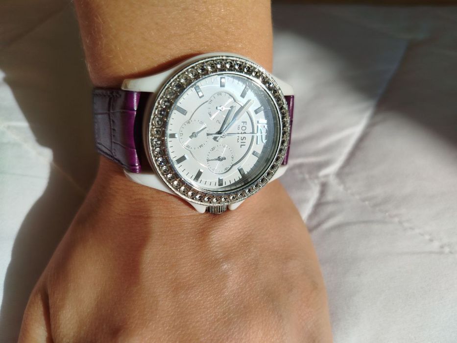 Продам часы Fossil.