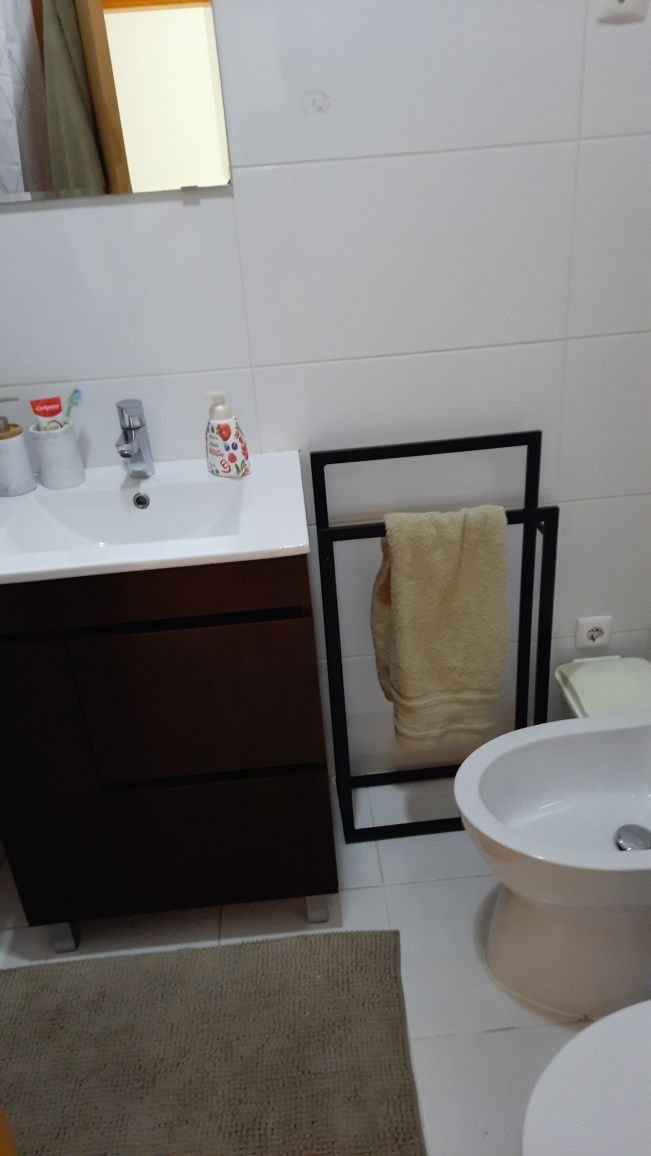 Suporte toalhas WC