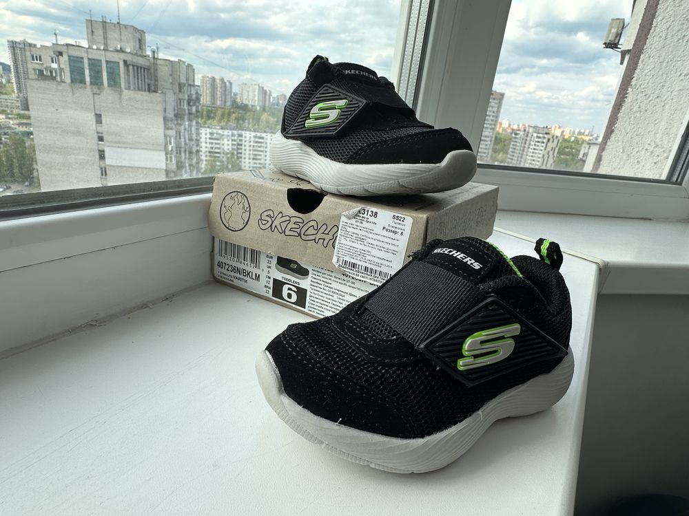 Дитячі кросівки Skechers 22 розмір (чорні)