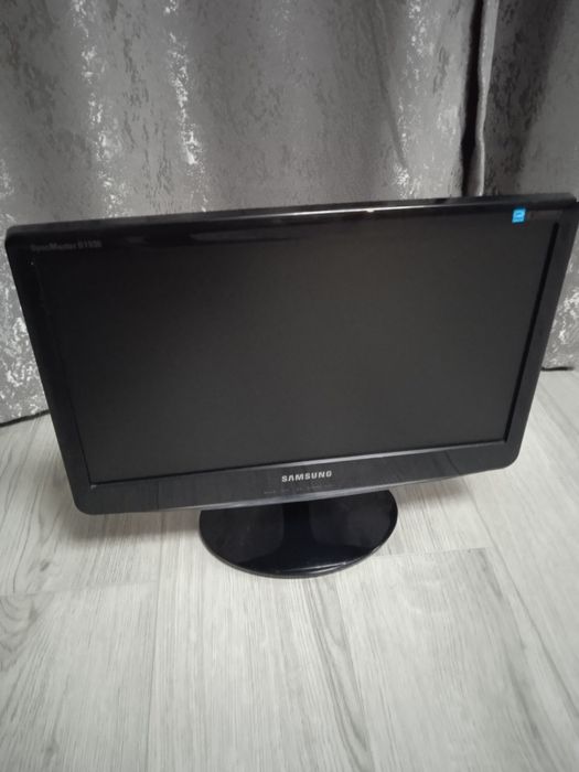 Продам монітор 19