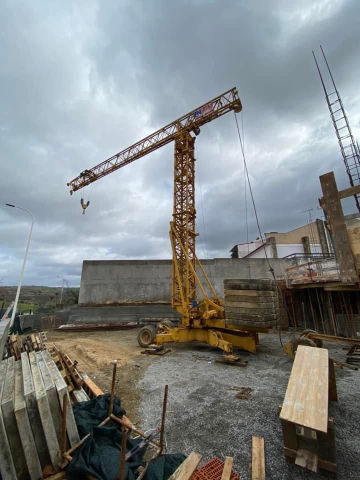 Grua Potain 325A