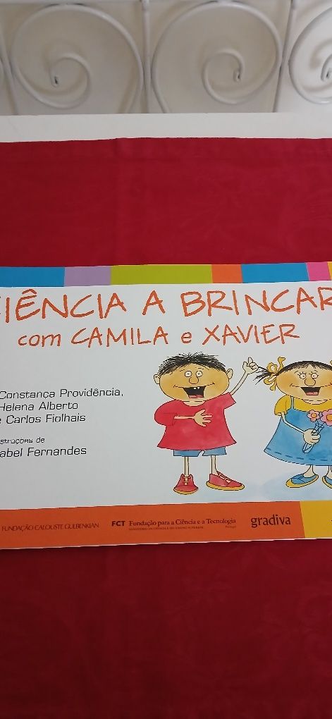 Ciência a brincar com Camila e Xavier