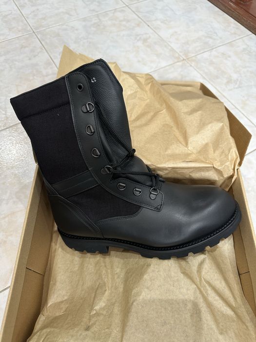 Botas militares novas