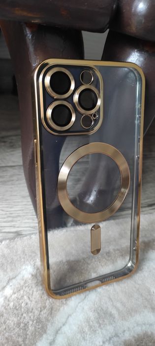 Продаю чехол для iPhone 15 pro Max