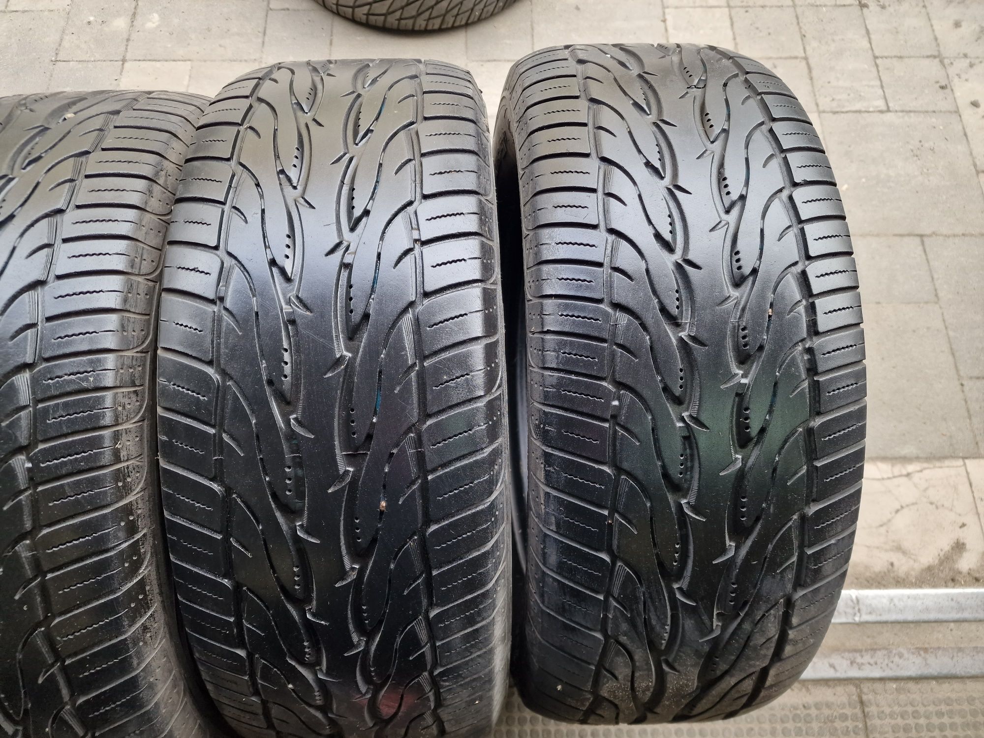 Летняя резина 275/60 R17 Toyo