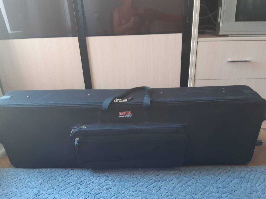 Чехол Gator GK-76 Slim для синтезатора