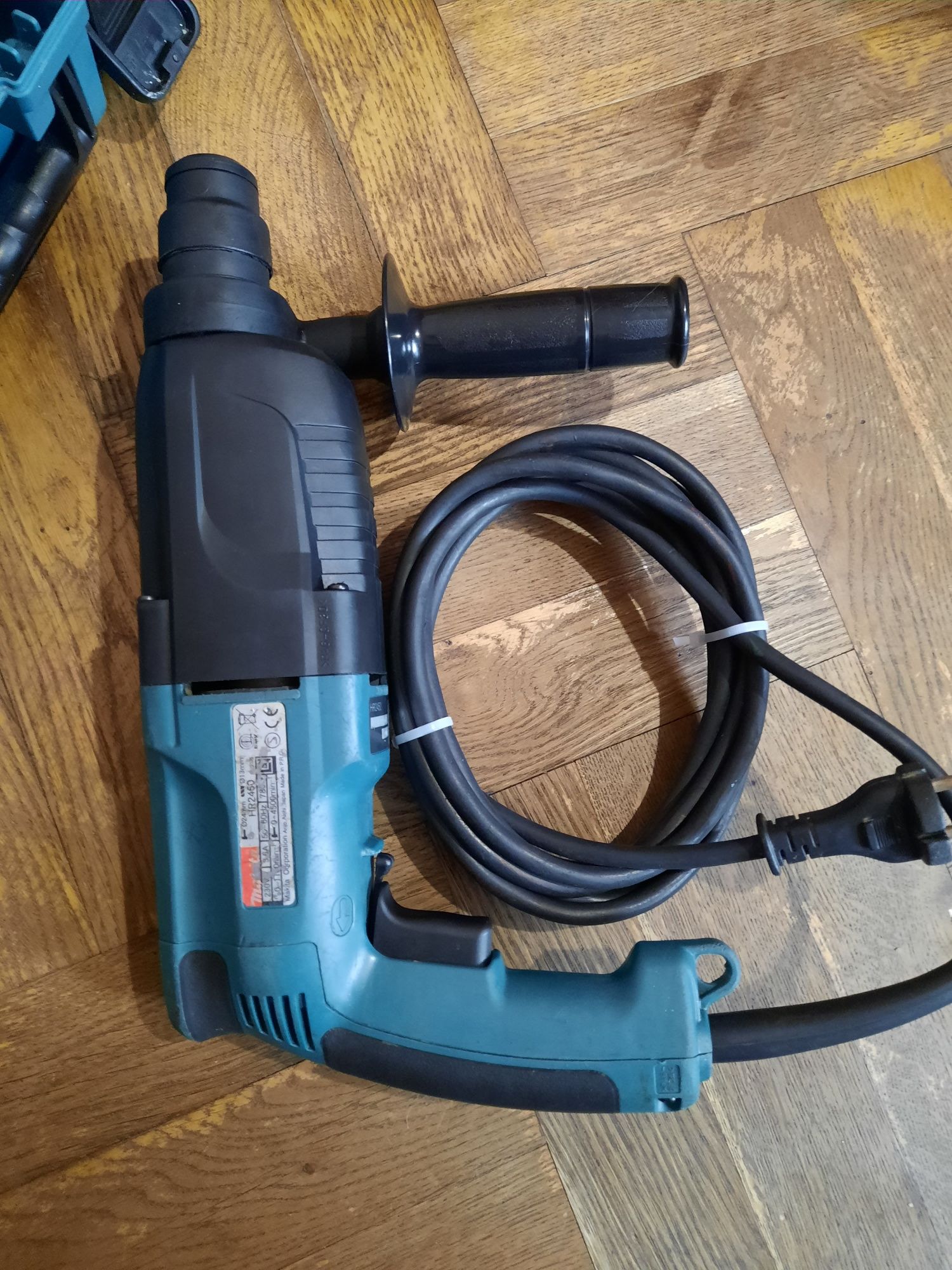 Оригінал!!Перфоратор Makita HR 2450,780вт,2.7дж