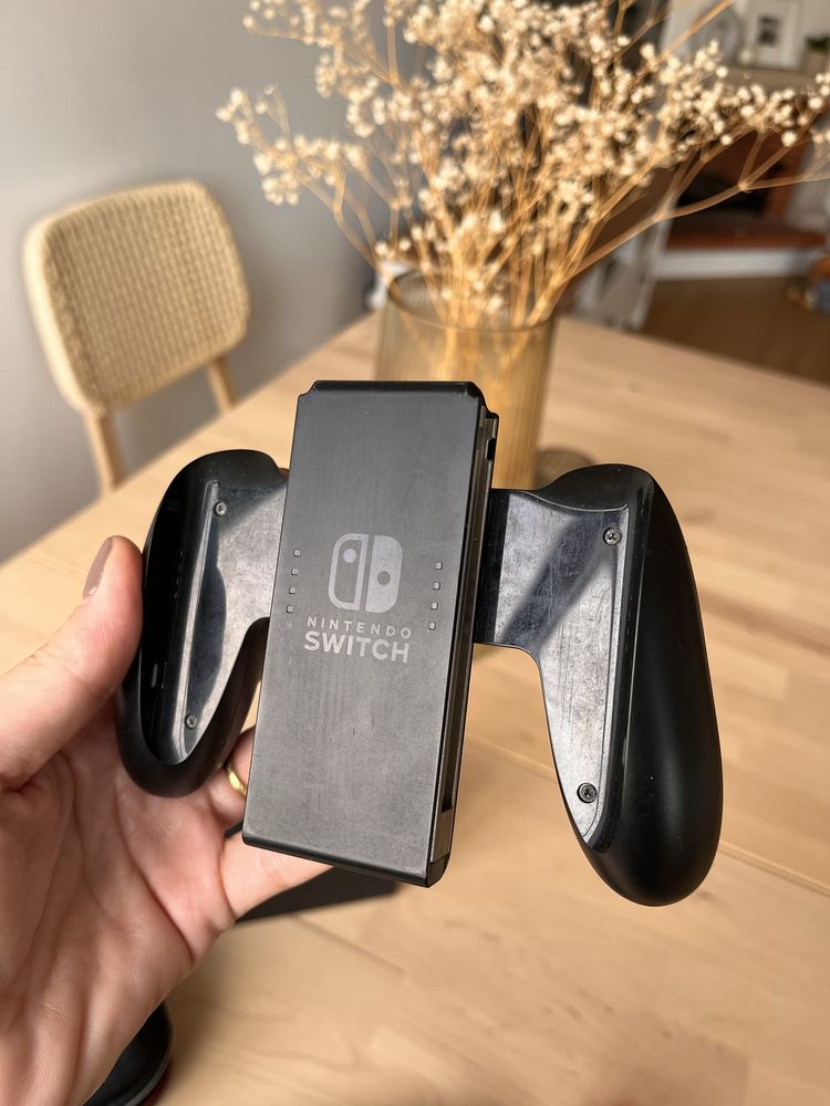 Nintendo Switch com consola