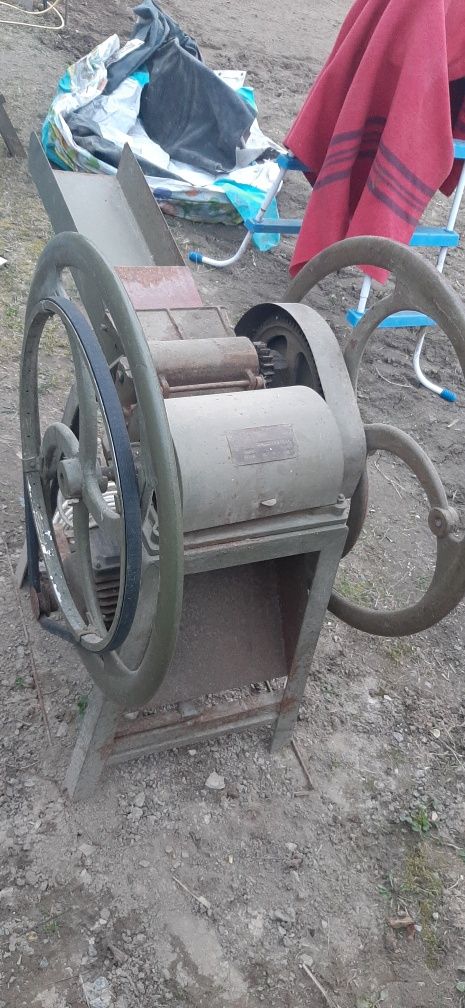 Січкарня з електромотором 380в